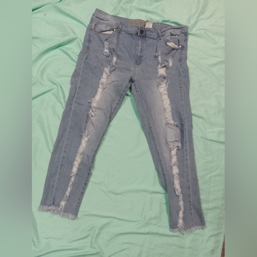VIP ripped jeans Size 20